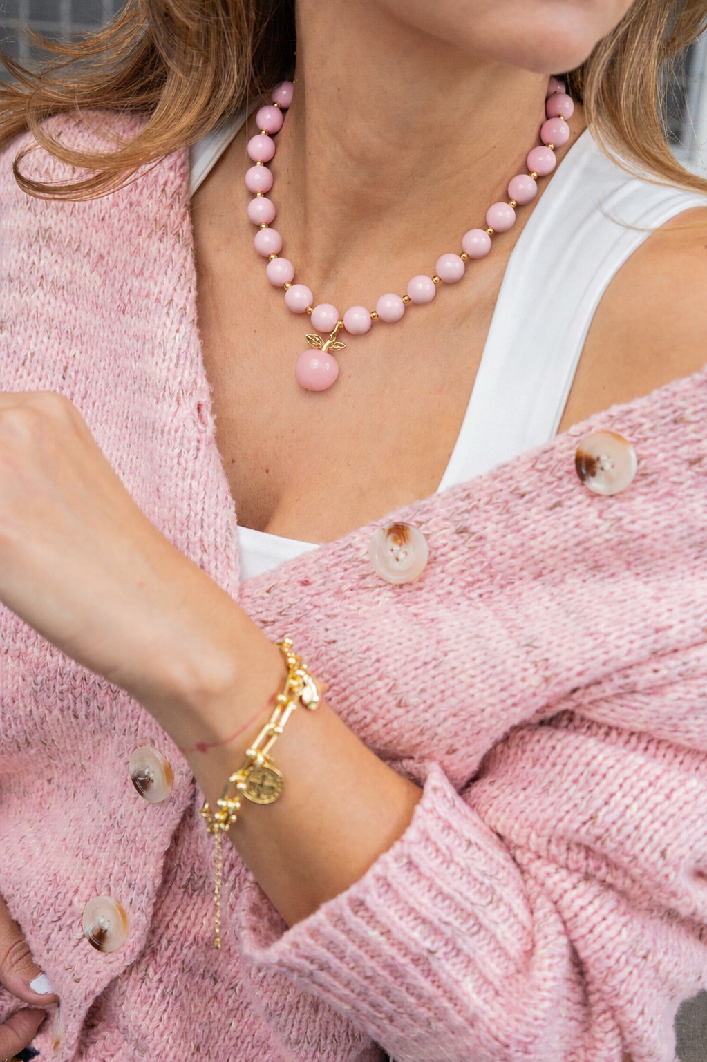 Collar Chicle Manzana